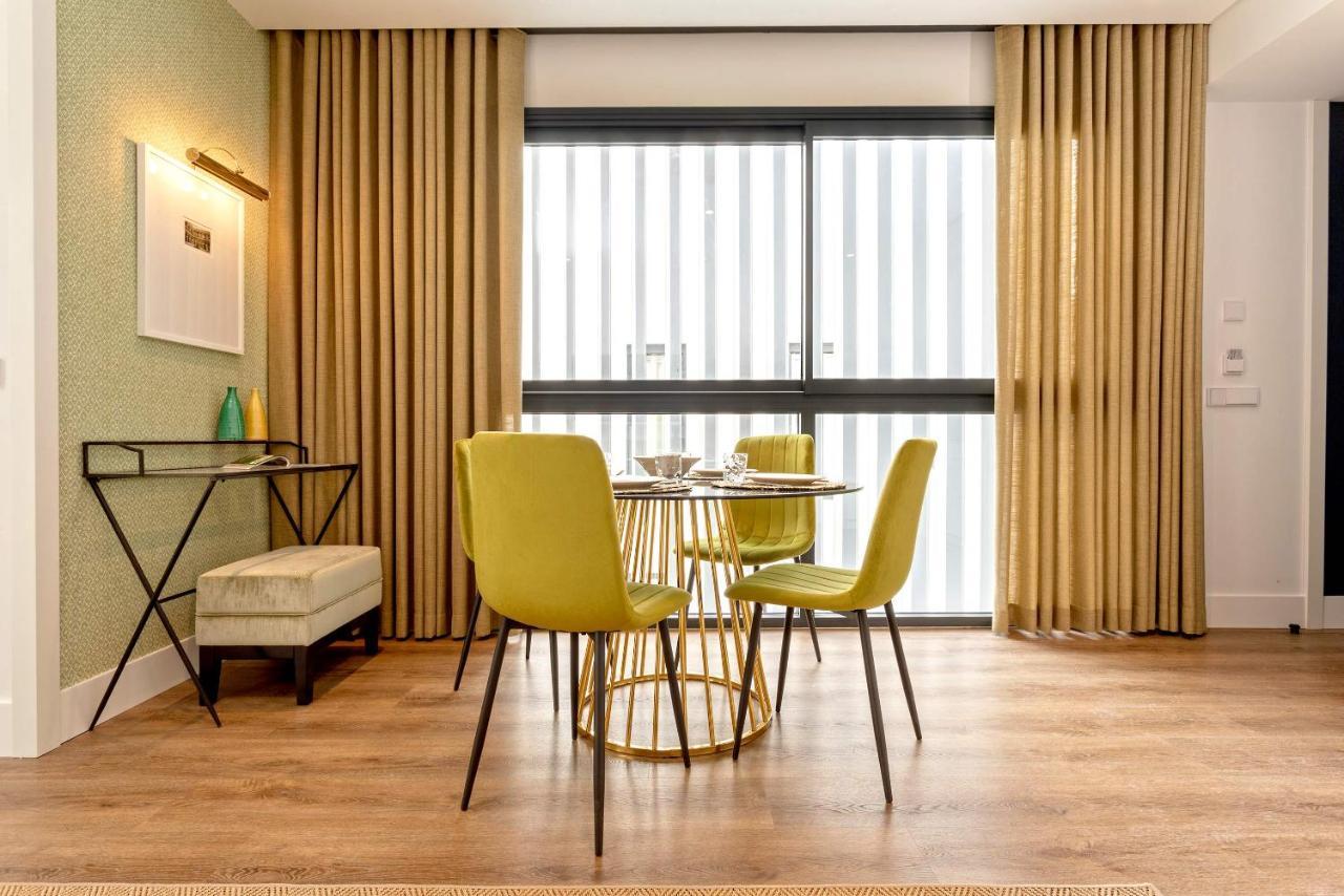 Apartament Genteel Betis 67 *