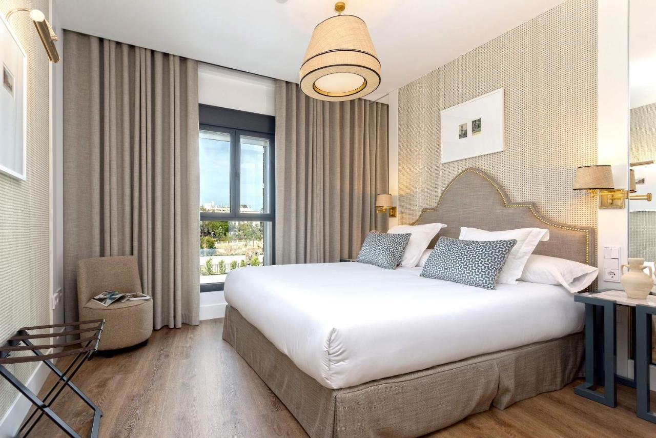 Appartement Genteel Betis 67 *